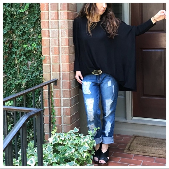 ShopEvelynne Sweaters - OVERSIZED LOOSE FIT BLACK KNIT SWEATER